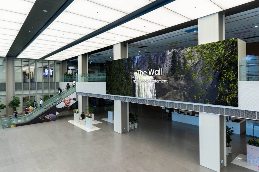 The Samsung Wall in a lobby area.