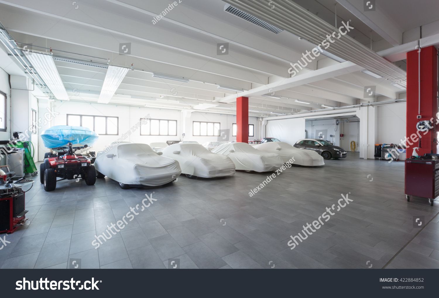 Garage